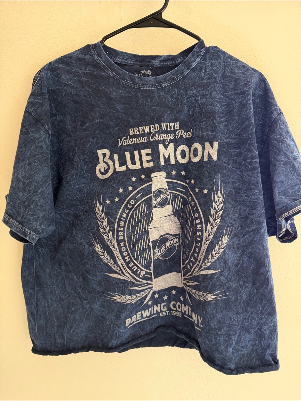 Blue Moon Crop Graphic Tee